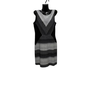 Papillon Blanc Women's S Black & White Geometric Dress Sleeveless